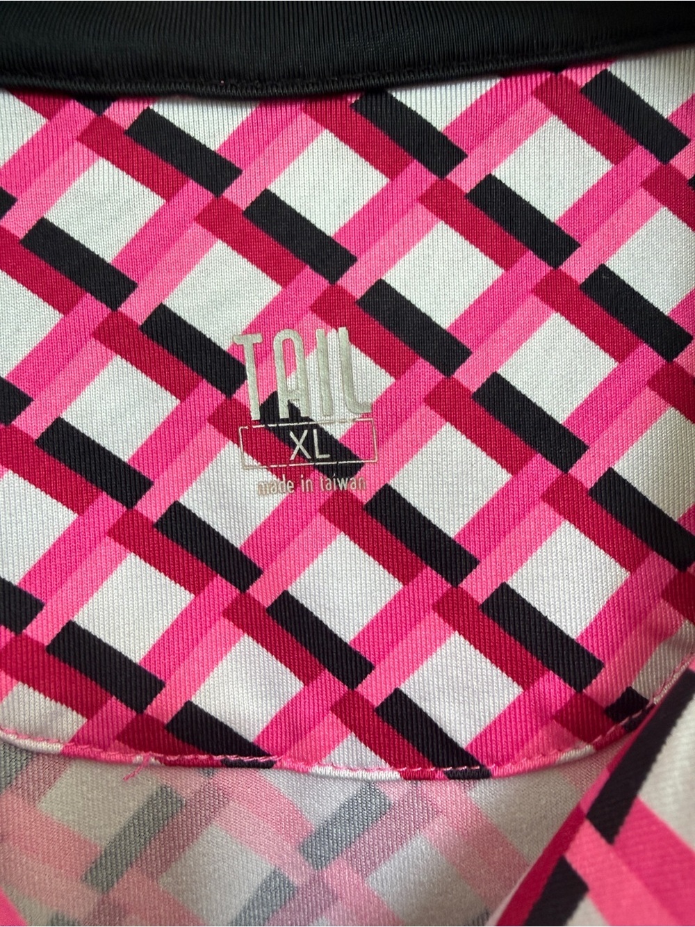 Tail Pink Geometric Short Sleeve 1/4 Zip Golf Polo - Picture 5 of 5